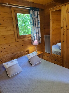 3 quartos, ferros/tábuas de passar roupa, Wi-Fi de cortesia