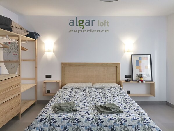2 chambres, bureau, fer et planche à repasser, Wi-Fi gratuit