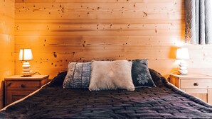 1 Schlafzimmer, Schreibtisch, Reisekinderbett, kostenloses WLAN