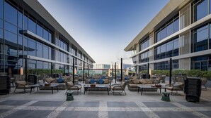 مطعم