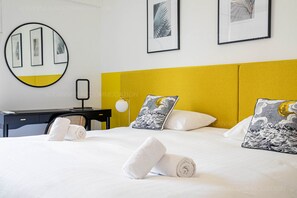 2 chambres, fer et planche à repasser, Wi-Fi gratuit, draps fournis