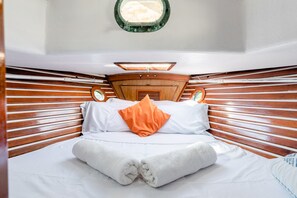 2 quartos, ferros/tábuas de passar roupa, Wi-Fi de cortesia