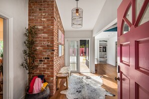 Interior - The COOP - SYV (Solvang)