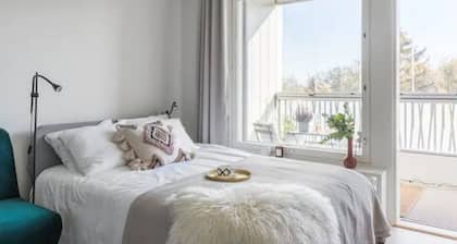Modern and elegant studio next to Finnoo metro