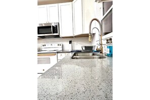 Private kitchen - Sleek 3BD gem minutes to Downtown, XU, UC + more! (Cincinnati)