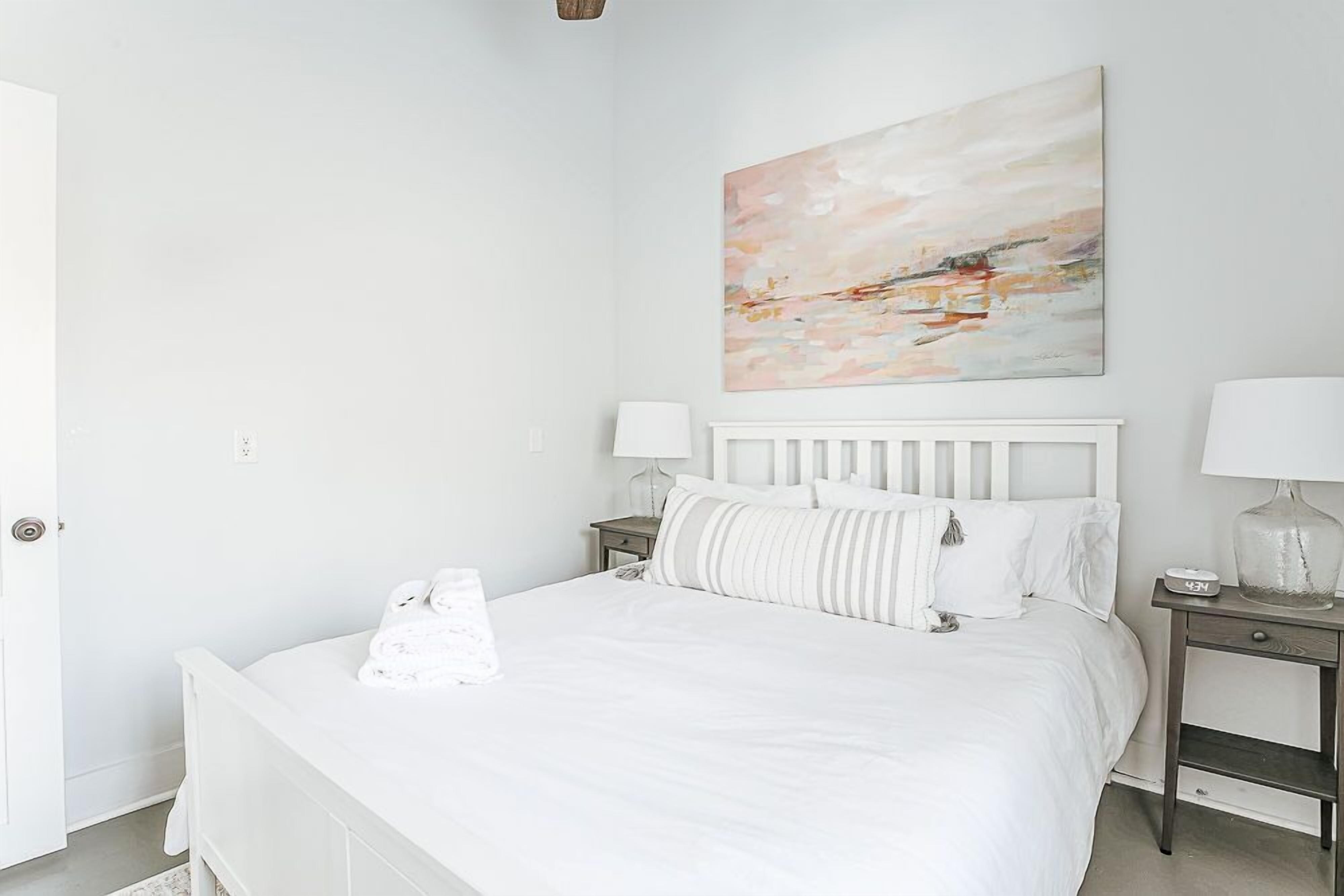 3 chambres, fer et planche à repasser, accès au Wi-Fi (inclus)