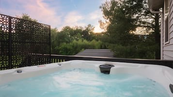 Idromassaggio all'aperto