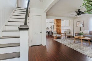 Interior - Afton Farmhouse: Central to Wineries/Dog Friendly (Afton)