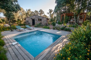 Piscine extérieure, piscine chauffée