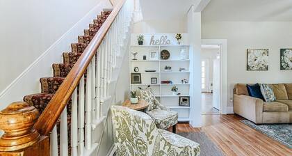 Oma's Garden Oasis: Spacious, Close to Downtown