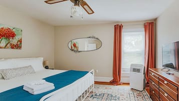 3 bedrooms, WiFi, bed sheets