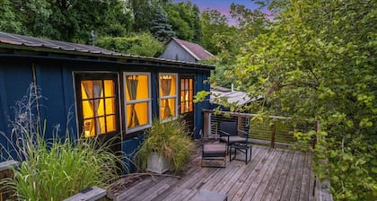 Rockwell Ridge: Chestnut Suite with Lux Bathroom