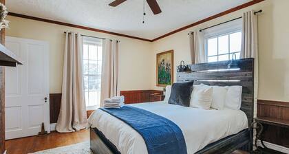 The Farmhouse at Wellington: Waynesboro, Sleeps 12