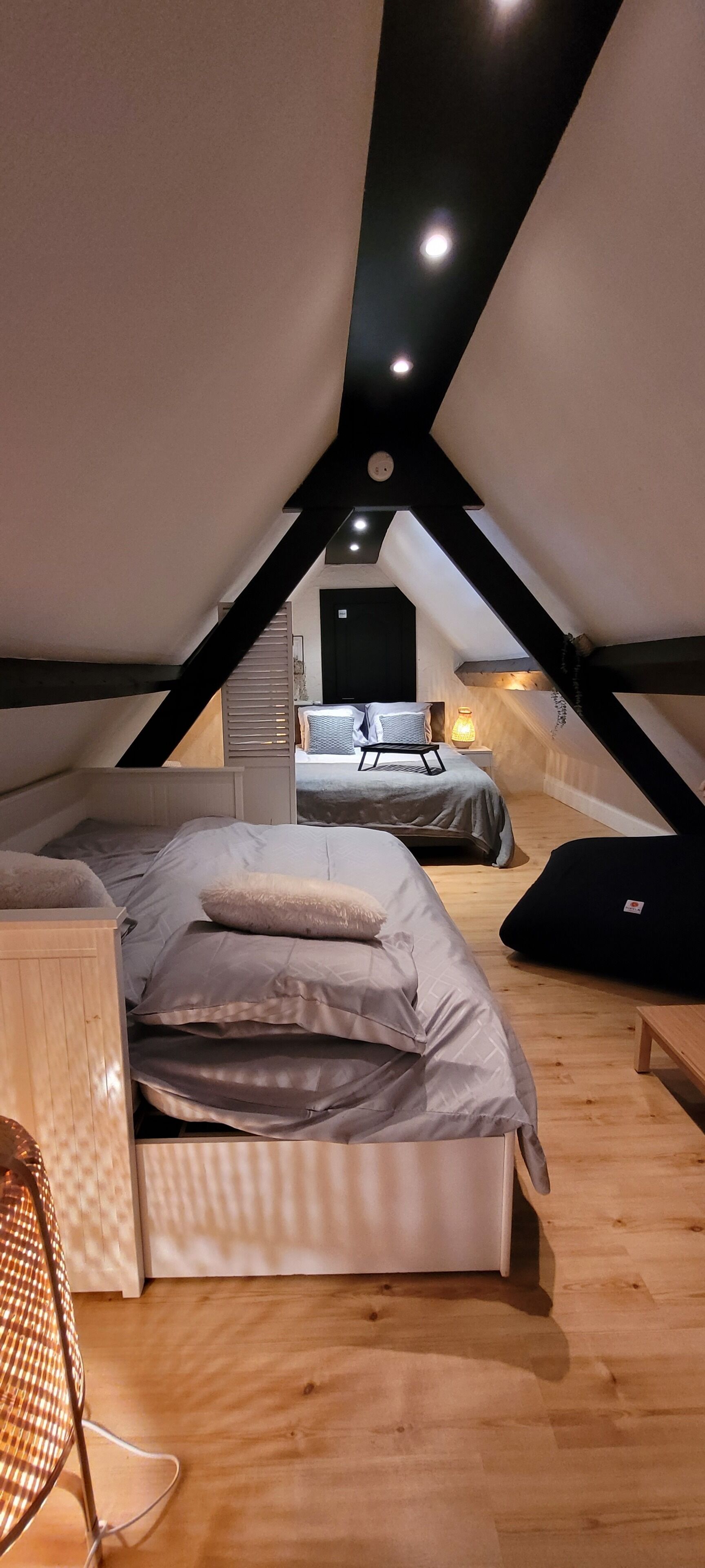 2 soverom, reiseseng for barn, wi-fi (inkludert) og sengetøy