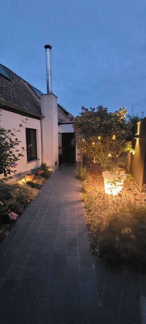 Property grounds - Sea-renity23 with sauna and jacuzzi (Veurne)