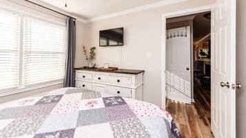 2 chambres, fer et planche Ă  repasser, Wi-Fi gratuit, draps fournis