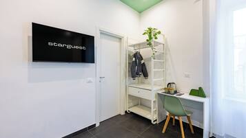 Quarto casal básico, 1 cama de casal | 1 quarto, edredons de pluma