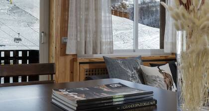 HelloChalet - The View ski-in/ski-out Matterhorn view with garage