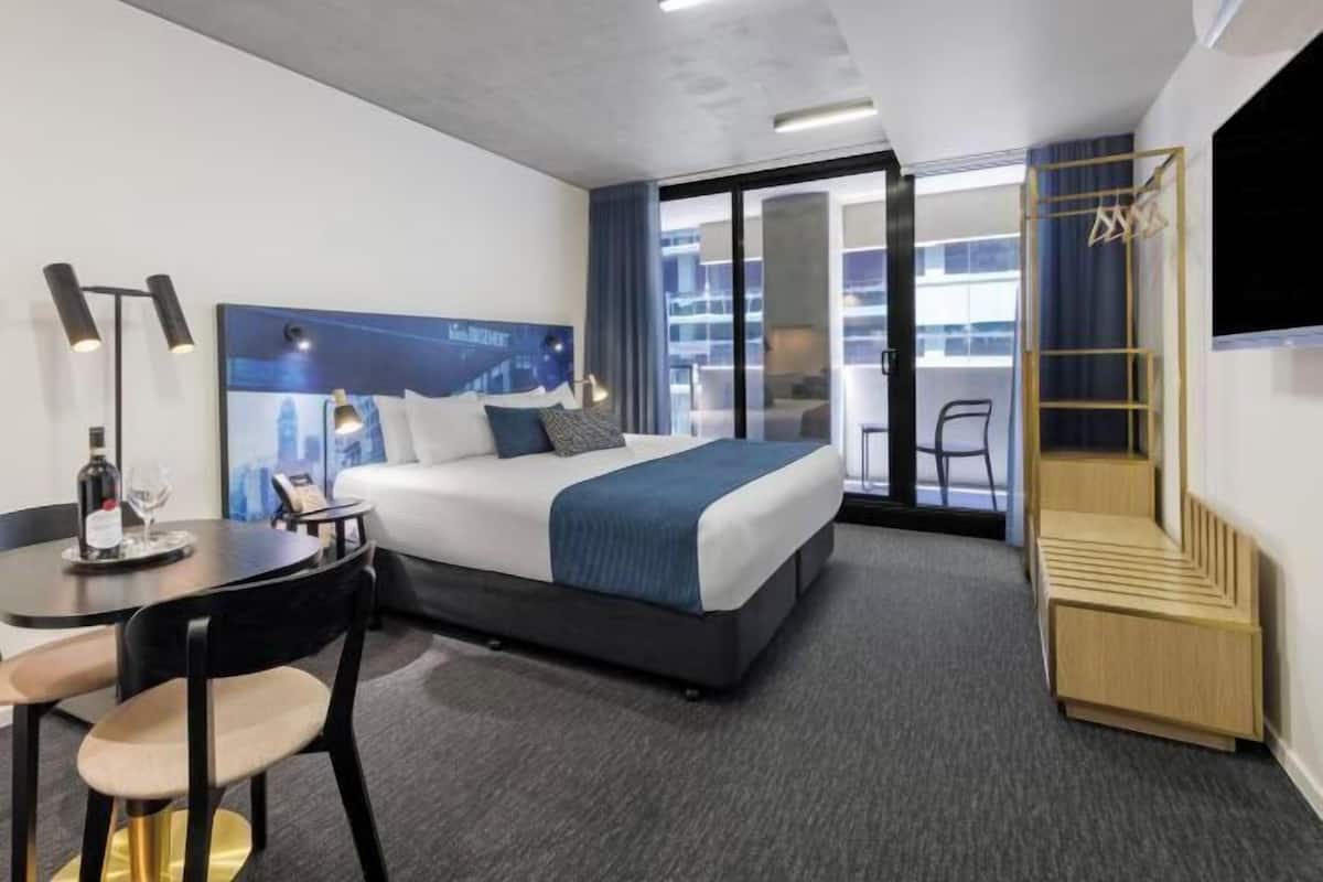 In-room safe, desk, laptop workspace, blackout curtains