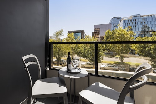 Oaks Melbourne St Kilda Road Hotel