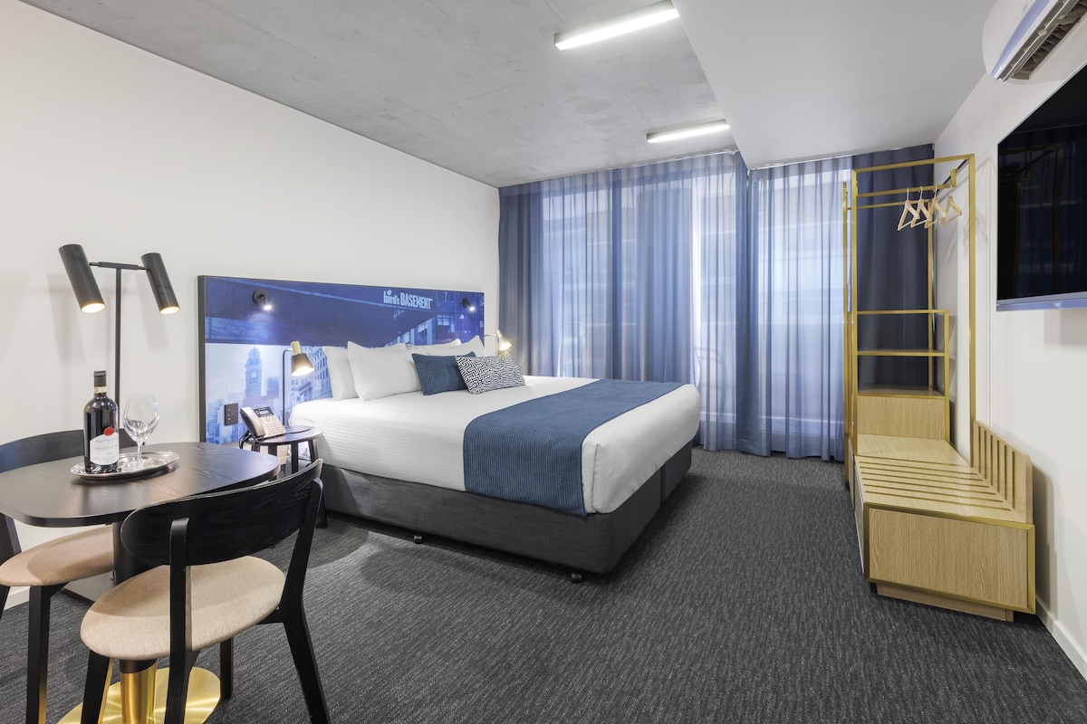 In-room safe, desk, laptop workspace, blackout curtains