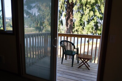 The Lewis River Salmon Shores - Waterfront View & Fishing,  Book It Now!