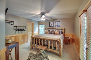 4 bedrooms, iron/ironing board, Internet, bed sheets - Upscale Coosawattee Cabin w/ Hot Tub & Fire Pit! (Ellijay)