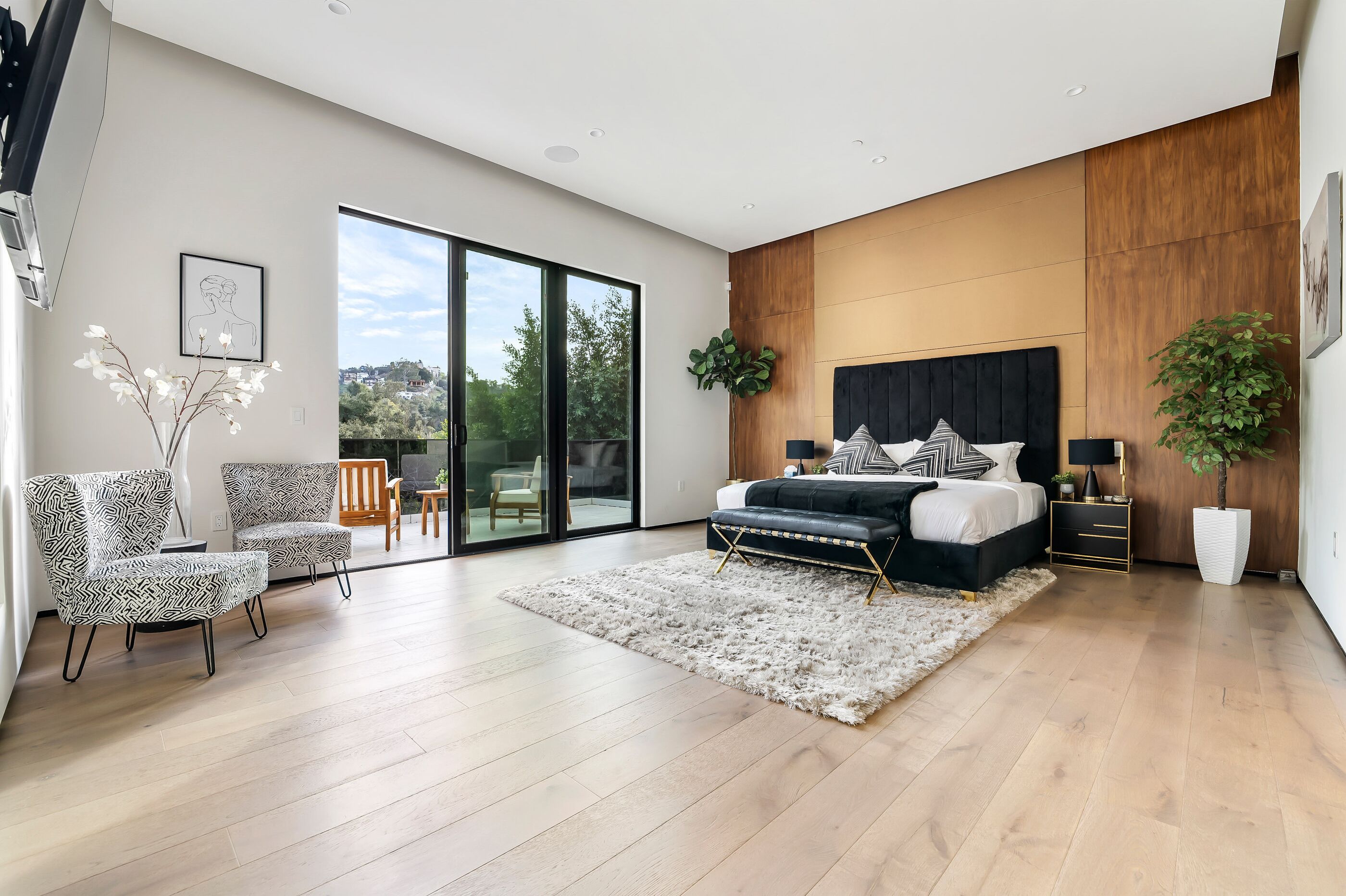 Luxury House, Multiple Beds, Private Pool, Pool View (Willow Glen 2) | 4 bedrooms, individually decorated, individually furnished, desk