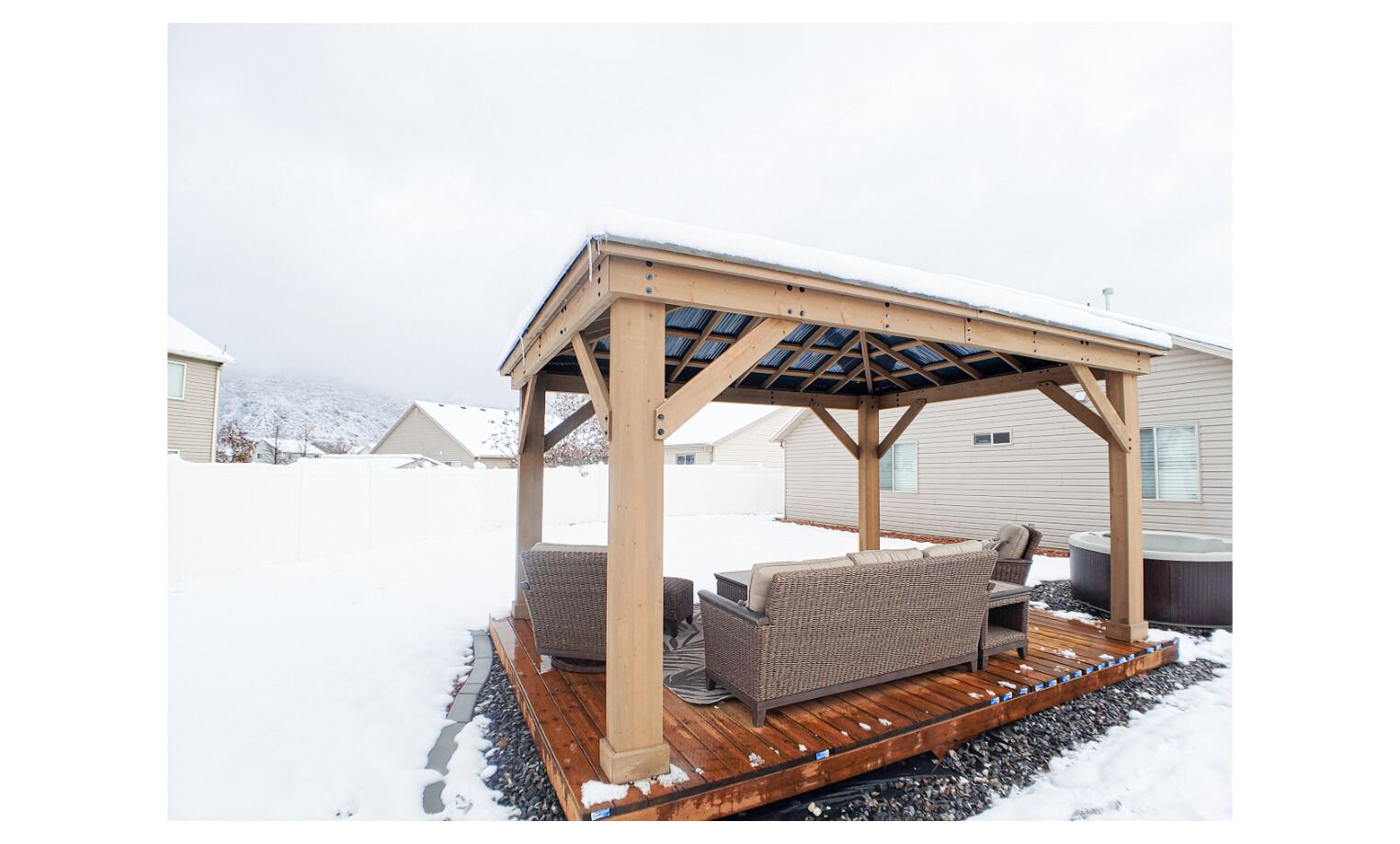Ogden Dream+Hot Tub+Fenced Yard+Gazebo+BBQ+View+Garage+W/D