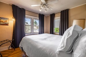 2 bedrooms, desk, iron/ironing board, travel cot