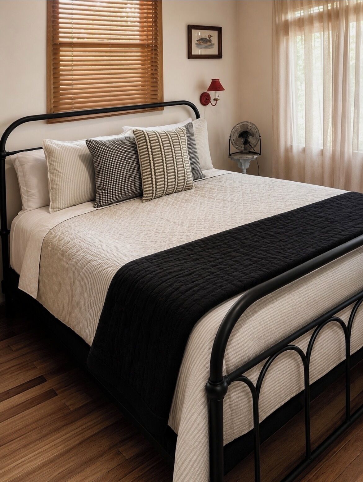 1 bedroom, iron/ironing board, WiFi (free), bed sheets