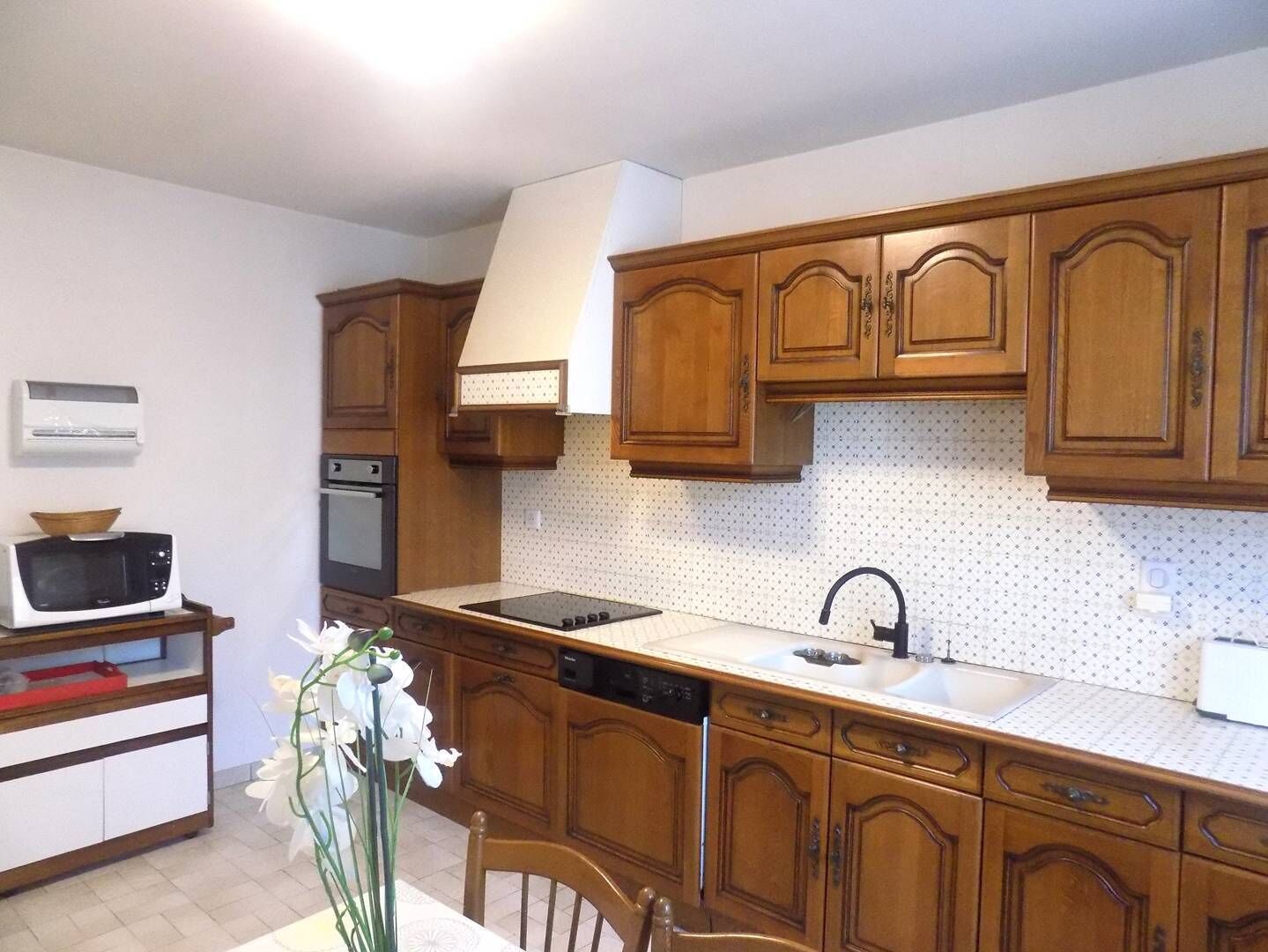 Geladeira, micro-ondas, lava-louças, torradeira