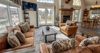Walk to Slopes at Wisp, Lake Access + Dock + Hot Tub!