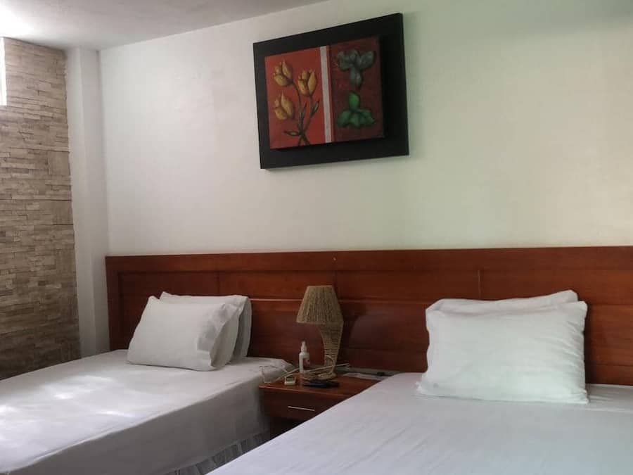 Down duvets, free WiFi, bed sheets