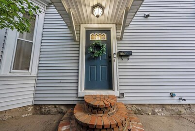 Unwind and relax in this idyllic Short North hangout.