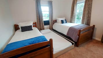 3 bedrooms, iron/ironing board, travel crib, free WiFi