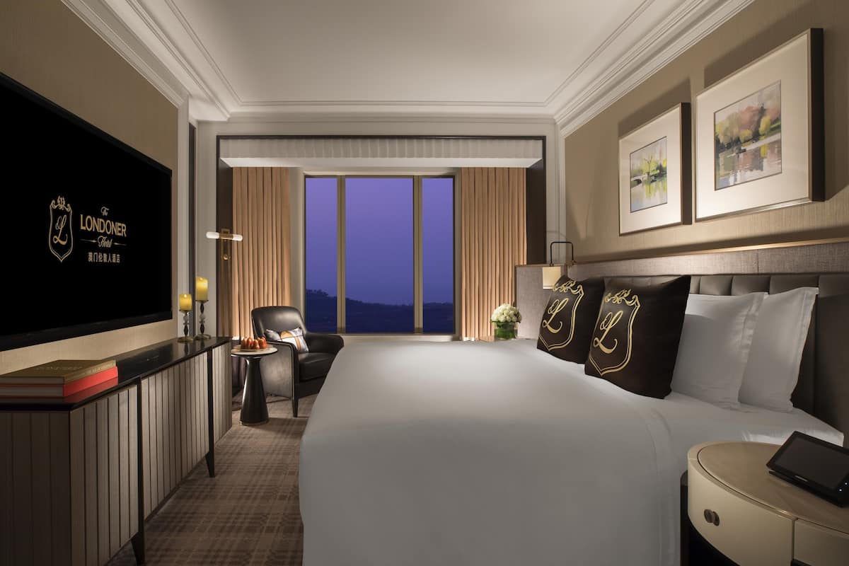 louis suite | 1 bedroom, minibar, in-room safe, individually decorated