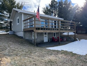 Exterior - Cozy Cabin, View of Boyne Mountain! Skybridge, Snowboard, Ski, Golf, Bike, Hike! (Boyne Falls)