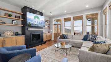 Smart TV, fireplace, video games