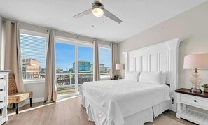 6 bedrooms, iron/ironing board, free WiFi, bed sheets