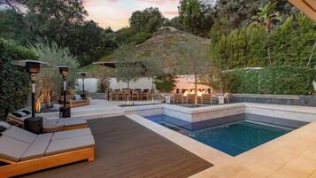 Casa superluxo, várias camas, acesso à piscina, vista para a montanha (Willow Glen) | Vista do quarto