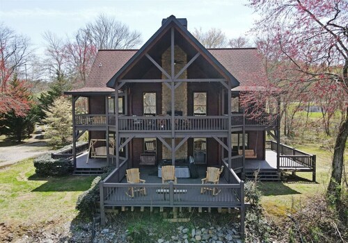 River Ridge Retreat-Ocoee riverfront-5br/3ba