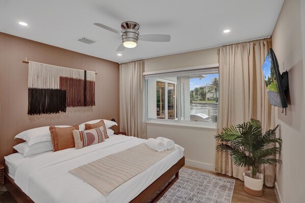 3 bedrooms, iron/ironing board, free WiFi, bed sheets