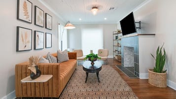 Smart TV, fireplace, books