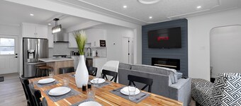 Conveniently Located Family & Pet Friendly Home in Edmonton