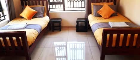 4 bedrooms, WiFi, bed sheets, wheelchair access