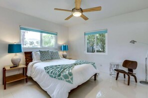 3 bedrooms, iron/ironing board, travel cot, free WiFi