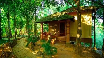 Romantic Villa | 1 bedroom, desk, free WiFi, bed sheets