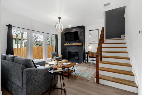 Smart TV, video library