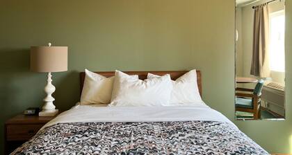 The Trail Inn - Sutton, Nebraska - US-6 HWY